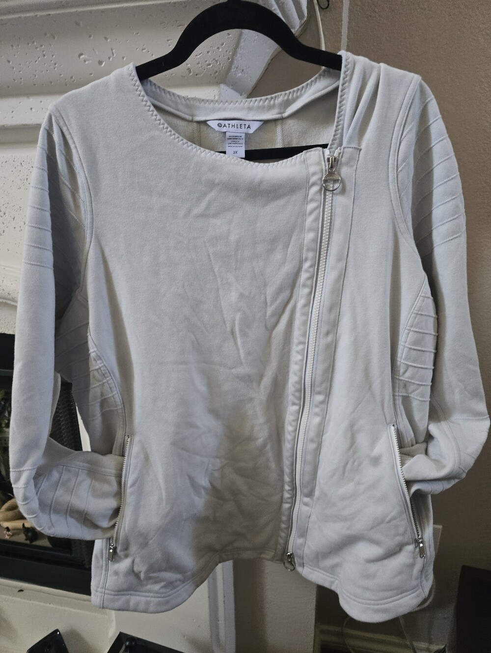 Athleta Light Gray Asymmetrical Zip Quilted-Sleeve Moto Jacket Sz.2X
